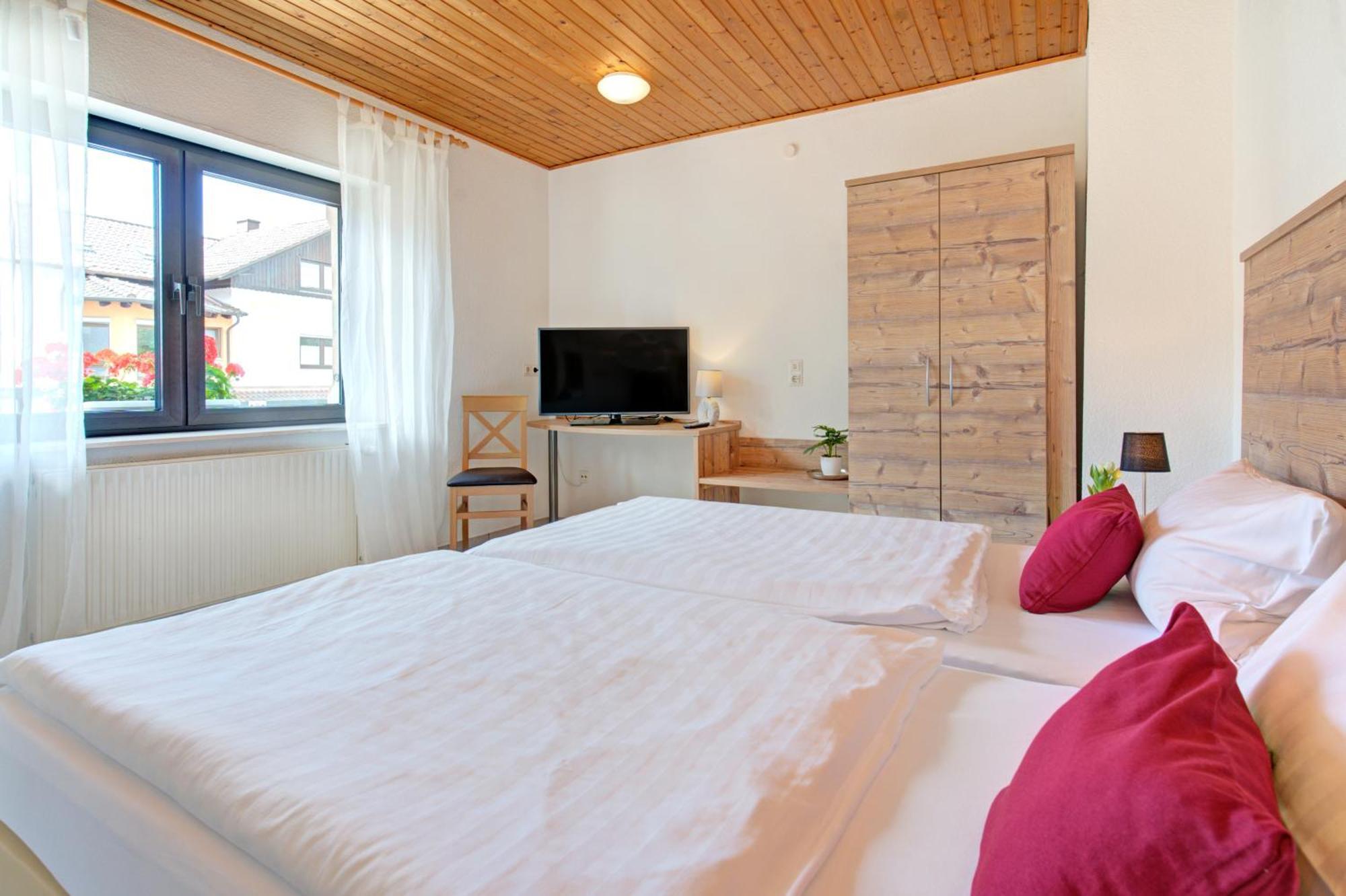 Ferienhaus Storchenblick Bann Ngoại thất bức ảnh
